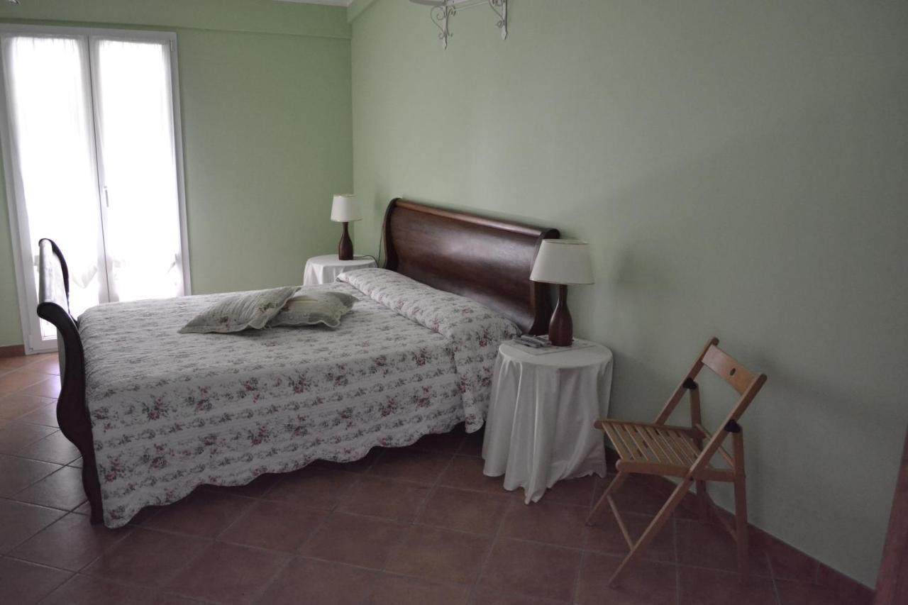 La Tenuta Del Giglio Villa Tavullia Værelse billede
