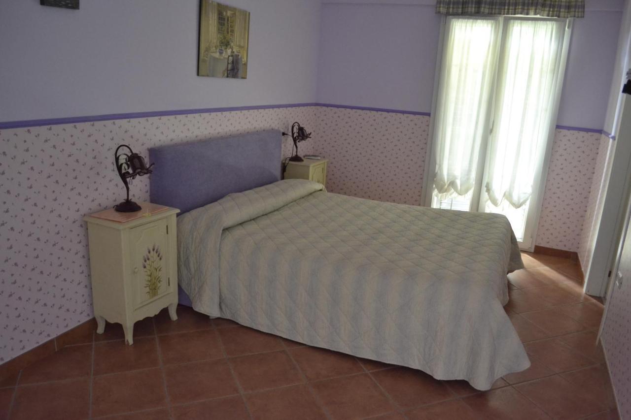 La Tenuta Del Giglio Villa Tavullia Værelse billede
